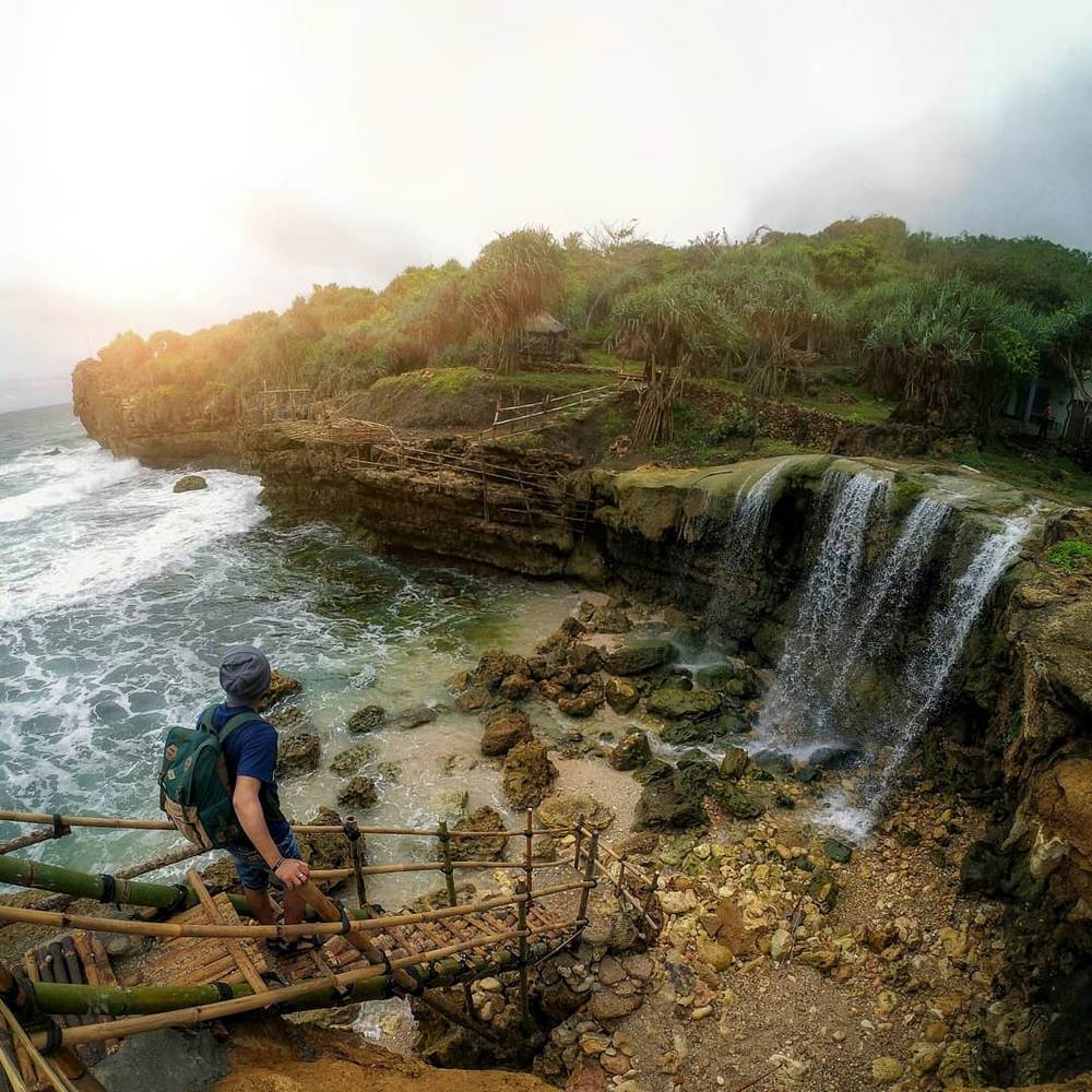 Pantai Jogan Gunungkidul